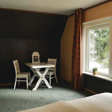 Four-bedroom Holiday In Gehlberg