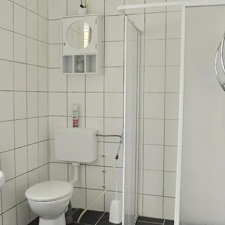 度假居 Four-bedroom Holiday In *